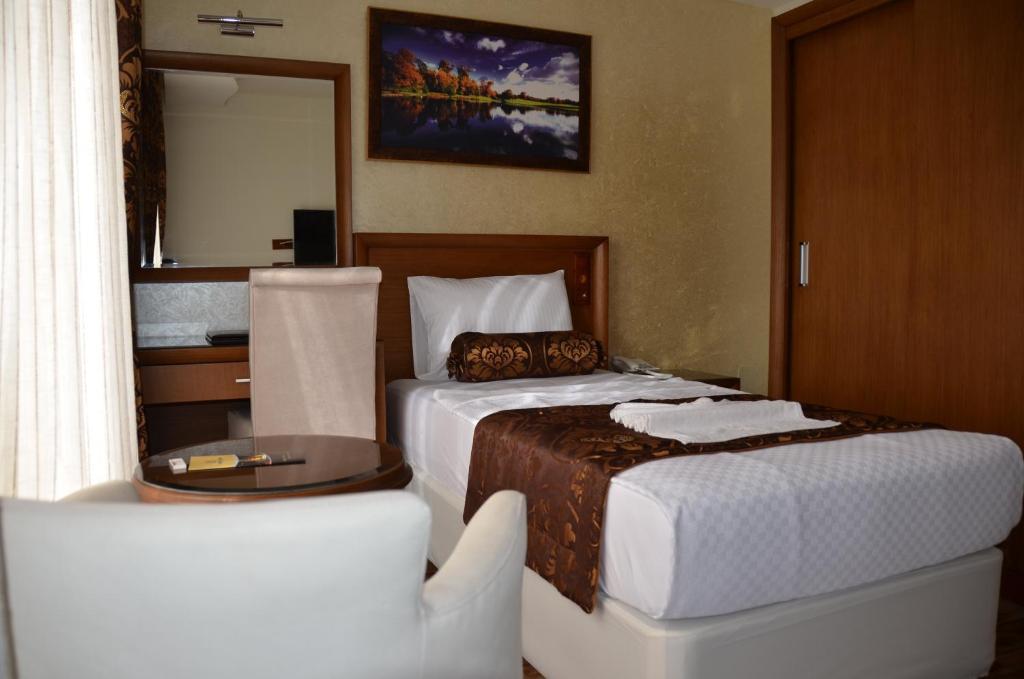 הטאי Saadet Grand Hotel חדר תמונה
