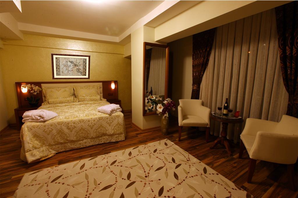 הטאי Saadet Grand Hotel מראה חיצוני תמונה